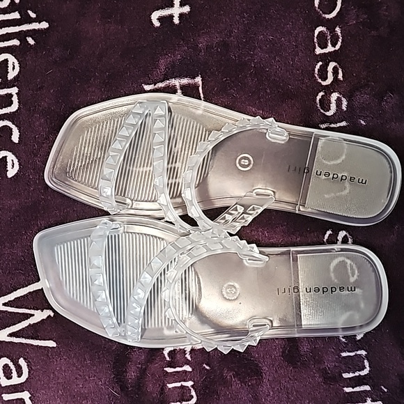 SIZE 8 STEVE MADDEN SEE THROUGH SANDLES - Picture 1 of 4